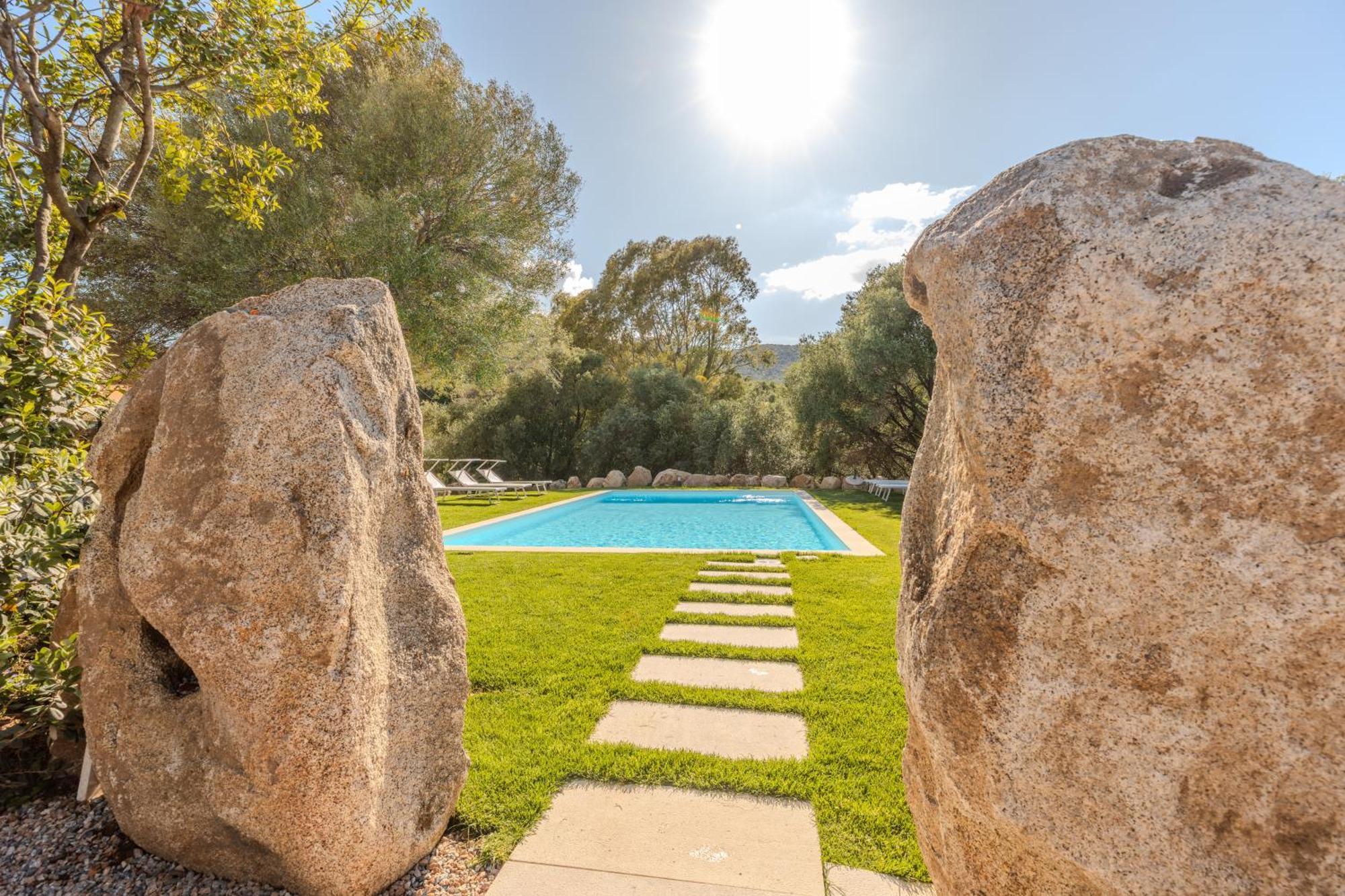 דירות Stazzo San Teodoro L'Olivastro Piscina Condivisa מראה חיצוני תמונה